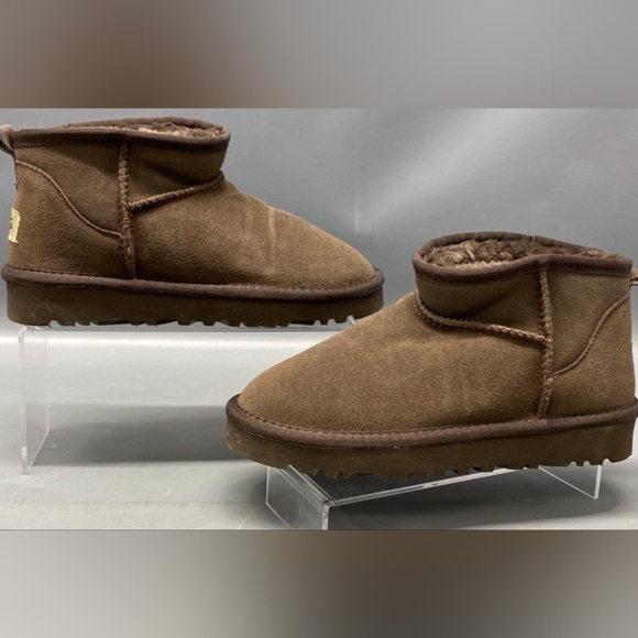 UGG® Classic Ultra Mini Boots - Burnt Cedar Size 37 ( US 6) New MSRP $159.99 - Picture 3 of 9